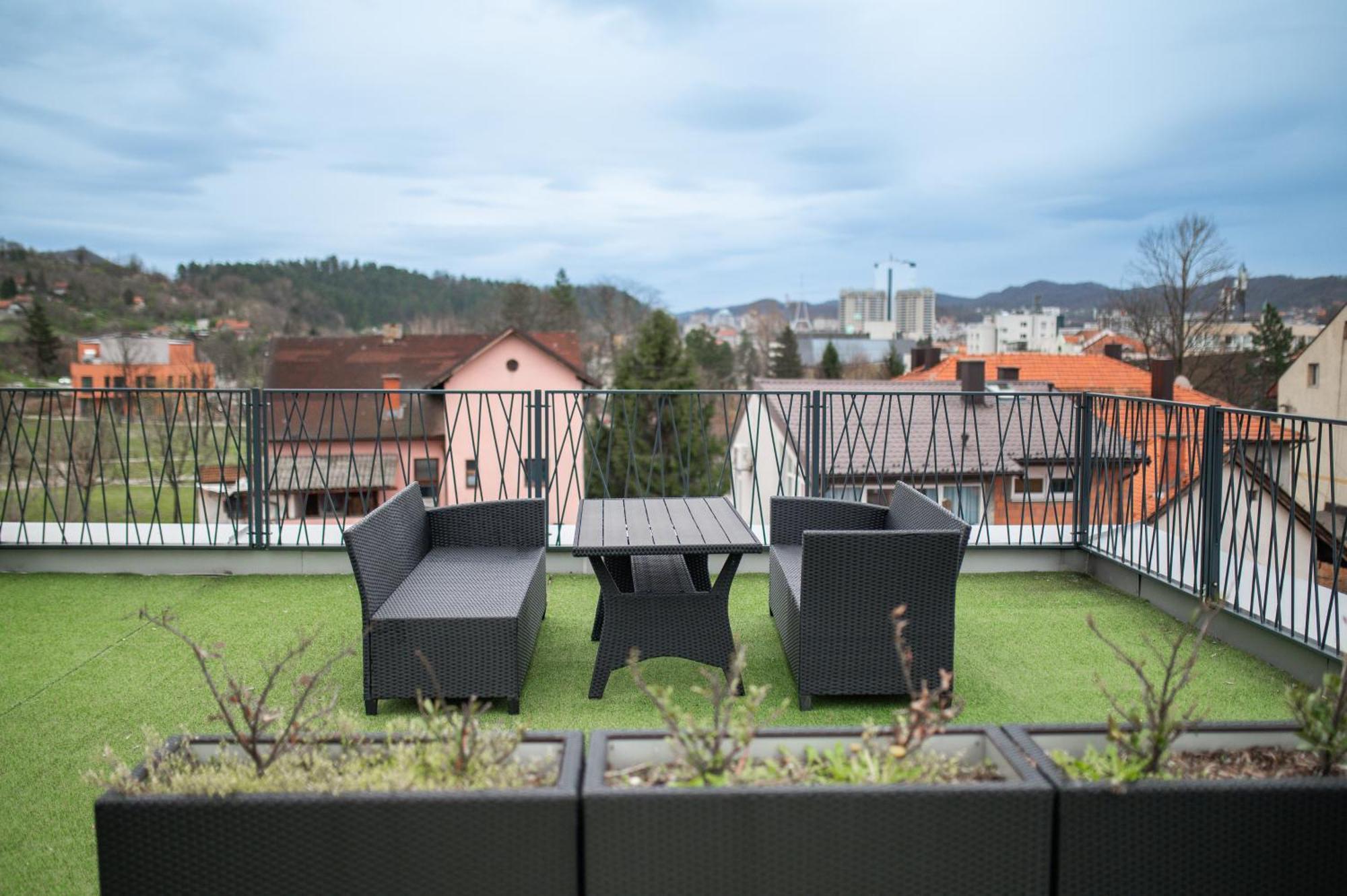 טוזלה Apartment Vila Idila מראה חיצוני תמונה